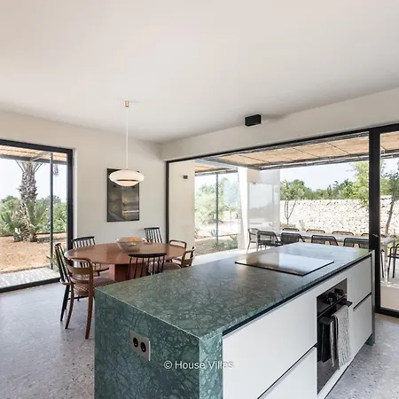 Villa House&villas - *